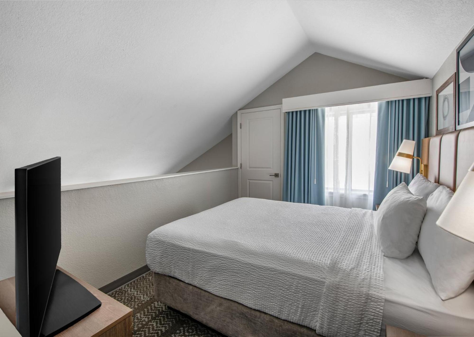 Staybridge - River Ridge By Ihg